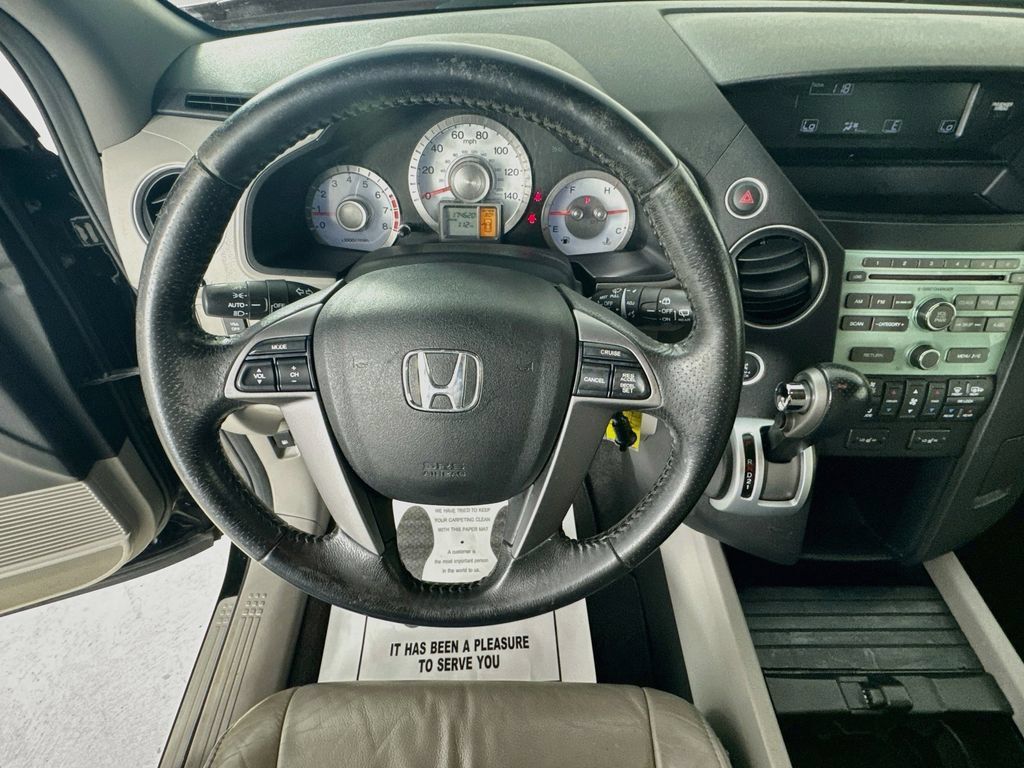 Used 2011 Honda Pilot EX-L image 12