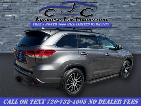Used 2017 Toyota Highlander SE AWD/4WD image 12