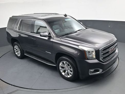 Used 2017 GMC Yukon SLT w/ Open Road Package image 21