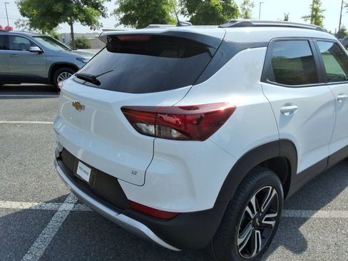 Certified 2023 Chevrolet TrailBlazer LT FWD image 14