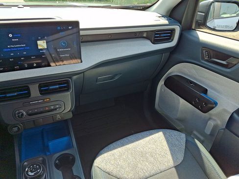 Used 2025 Ford Maverick XLT w/ 4K Tow Package AWD/4WD image 17