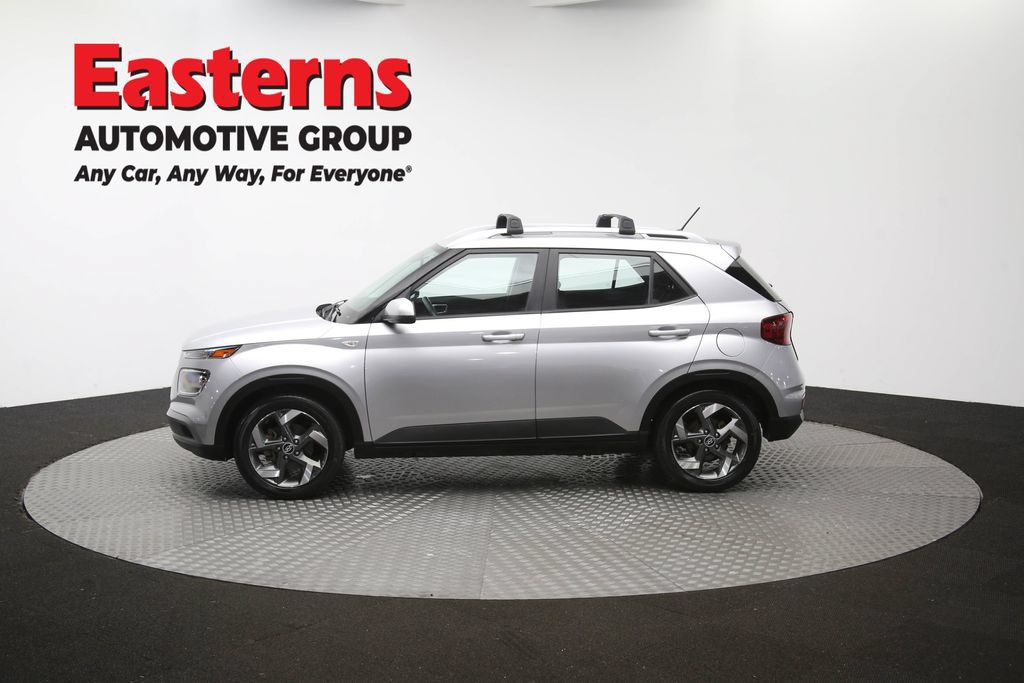 Used 2023 Hyundai Venue SEL FWD image 63