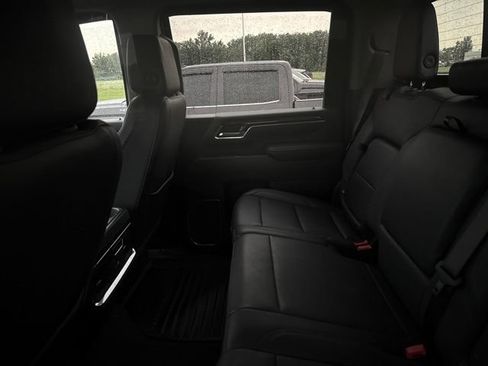 Used 2025 Chevrolet Silverado 2500 LTZ w/ LTZ Convenience Package AWD/4WD image 11