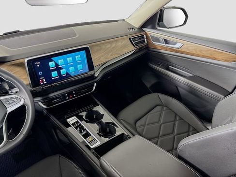 New 2026 Volkswagen Atlas SE image 24