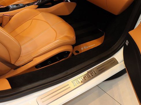 Certified 2022 Ferrari F8 Spider image 98