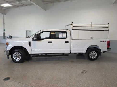 Used 2020 Ford F250 XLT AWD/4WD image 4