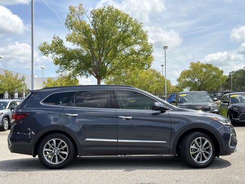 Used 2018 Hyundai Santa Fe SE FWD image 28