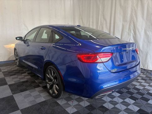 Used 2015 Chrysler 200 S FWD image 5