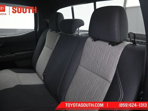 Used 2023 Toyota Tacoma TRD Sport AWD/4WD image 23
