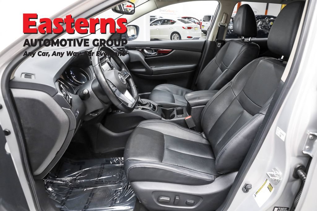 Used 2022 Nissan Rogue Sport SL w/ Premium Package AWD/4WD image 15