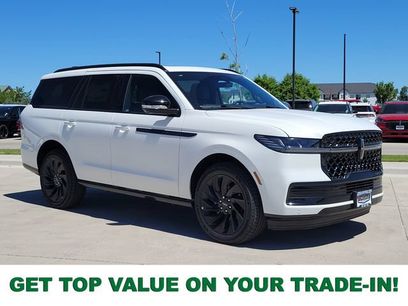 New 2026 Lincoln Navigator Reserve w/ Jet Appearance Package