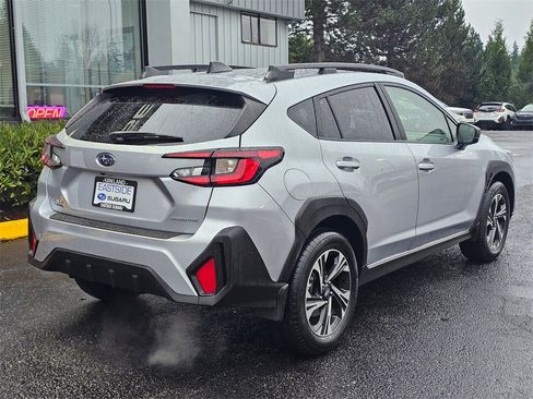 Used 2024 Subaru Crosstrek 2.0i Premium image 7