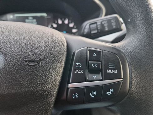 Used 2021 Ford Escape SE image 16