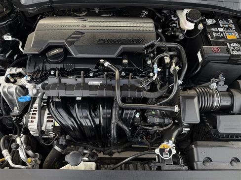 Used 2025 Kia K4 LXS image 24