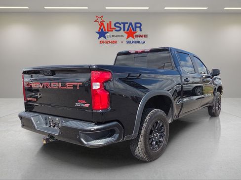 Used 2023 Chevrolet Silverado 1500 ZR2 w/ Technology Package AWD/4WD image 7