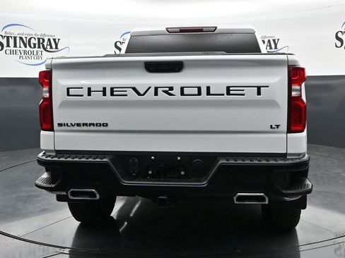 Used 2022 Chevrolet Silverado 1500 LT Trail Boss w/ LPO, Dark Essentials Package AWD/4WD image 6