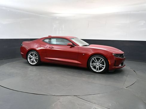 Used 2019 Chevrolet Camaro LT w/ RS Package RWD image 7