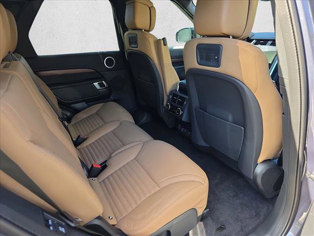 New 2026 Land Rover Discovery Dynamic SE AWD/4WD image 11
