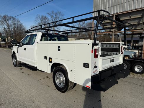 Used 2020 Ford F350 XL w/ Power Equipment Group image 3