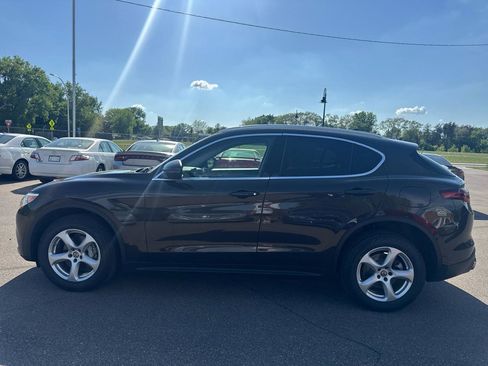 Used 2018 Alfa Romeo Stelvio AWD w/ Cold Weather Package image 8