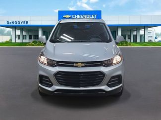 Used 2022 Chevrolet Trax LS w/ Tint and Cruise Package video 2