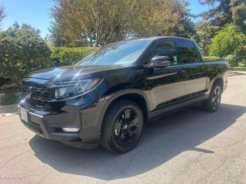 Used 2026 Honda Ridgeline Black Edition image 3
