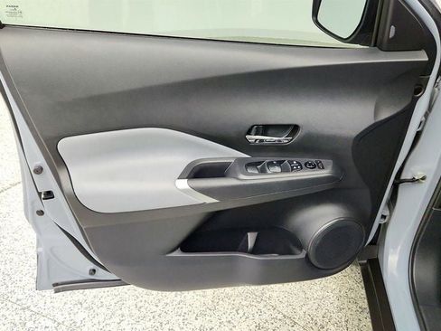 Used 2024 Nissan Kicks SR w/ SR Premium Package FWD image 10