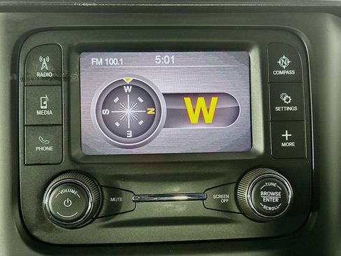 Used 2023 RAM 5500 Tradesman w/ Max Tow Package AWD/4WD image 19