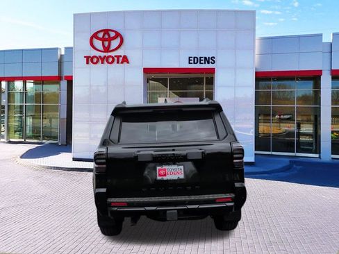New 2026 Toyota 4Runner TRD Sport AWD/4WD image 4