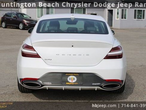Used 2025 Genesis G70 2.5T image 4