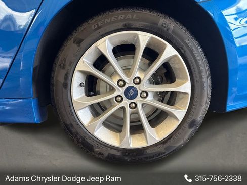 Used 2020 Ford Fusion SE FWD image 22