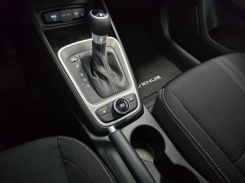 New 2026 Hyundai Venue SEL FWD image 31