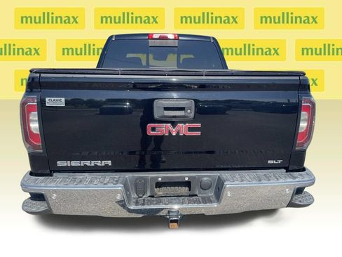 Used 2018 GMC Sierra 1500 SLT AWD/4WD image 9