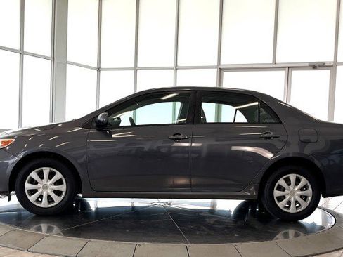 Used 2011 Toyota Corolla LE image 4