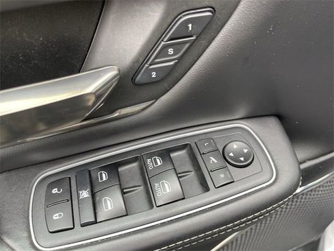 Used 2020 RAM 1500 Limited image 13