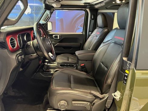 Used 2021 Jeep Wrangler Rubicon AWD/4WD image 3