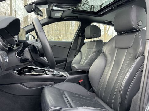 Used 2021 Audi A4 2.0T Premium w/ Convenience Package image 6