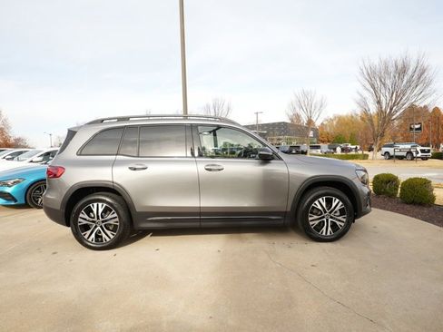 Used 2026 Mercedes-Benz GLB 250 4MATIC image 9