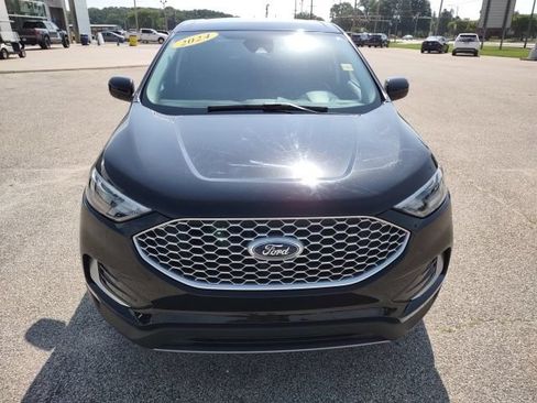 Used 2024 Ford Edge SEL AWD/4WD image 9