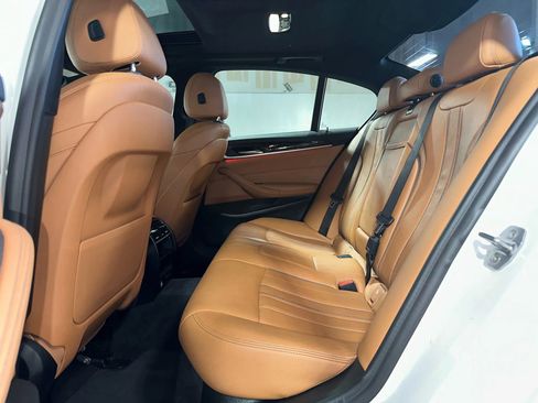 Used 2019 BMW 530i image 7