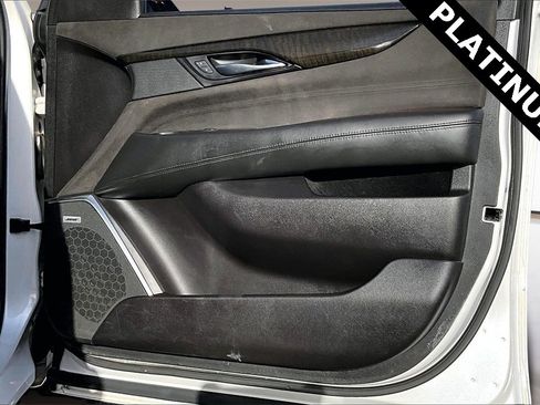 Used 2019 Cadillac Escalade ESV Platinum image 19