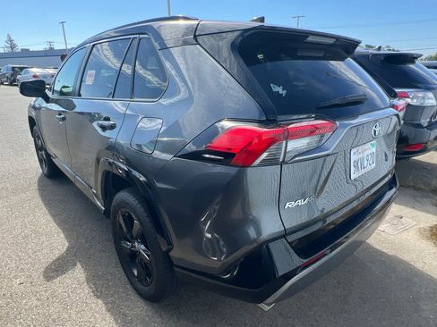 Used 2020 Toyota RAV4 XSE AWD/4WD image 6