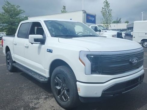 New 2025 Ford F150 Lightning Lariat image 3