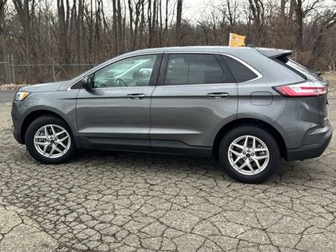 Certified 2024 Ford Edge SEL w/ Convenience Package image 6