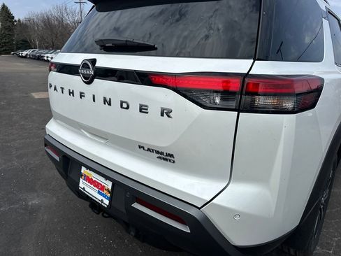 New 2026 Nissan Pathfinder Platinum AWD/4WD image 38