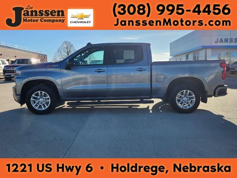 Used 2021 Chevrolet Silverado 1500 RST image 1