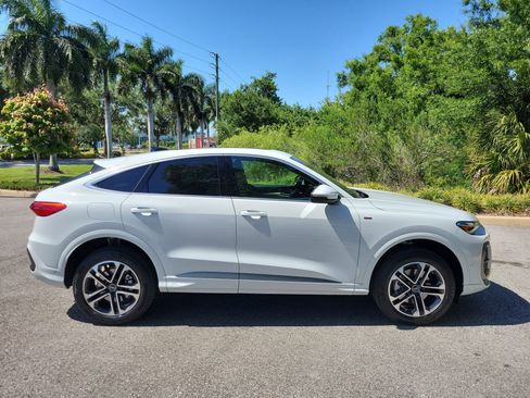 New 2026 Audi Q5 Premium AWD/4WD image 3