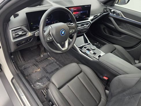 Used 2023 BMW i4 eDrive35 w/ Premium Package RWD image 10