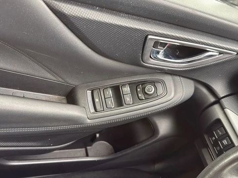 Used 2020 Subaru Forester Limited image 22