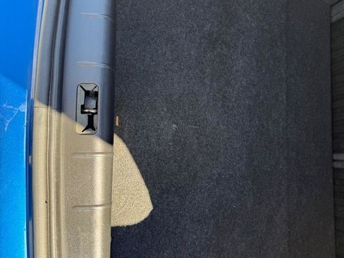 Used 2005 Pontiac G6 GT w/ Premium Value Package FWD image 17
